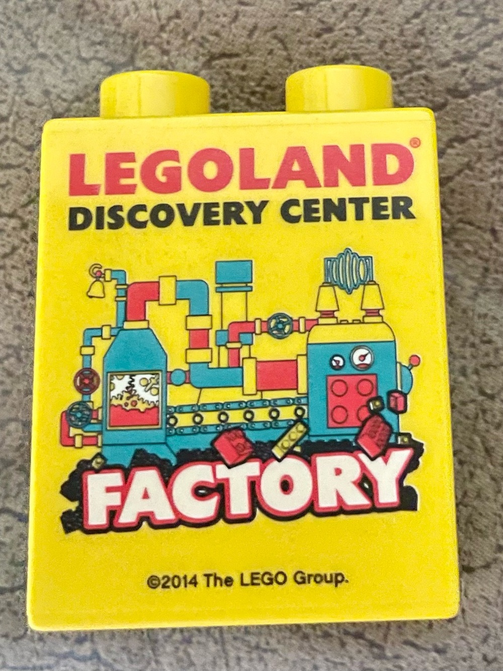 2014 LEGOLAND Discovery Center Factory Yellow Building Duplo Brick Toy